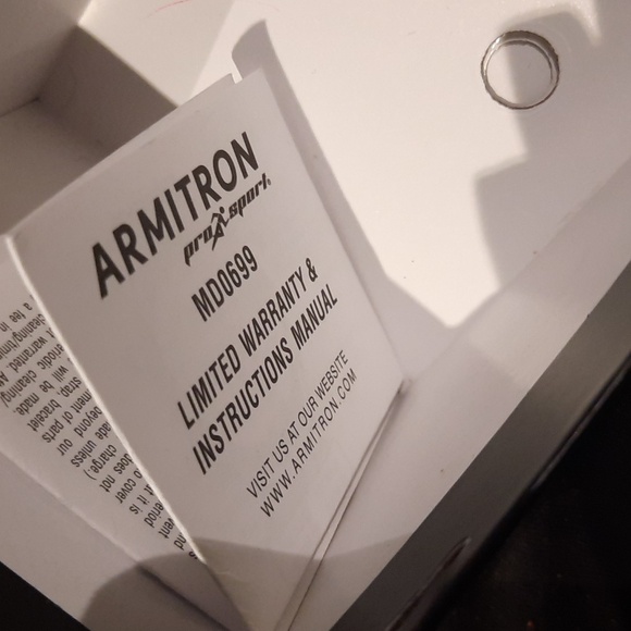 NIB AUTHENTIC GENUINE ARMITRON SPORTS WATCH WOMEN'S NAVY AND GOLD GIFT - Picture 2 of 4